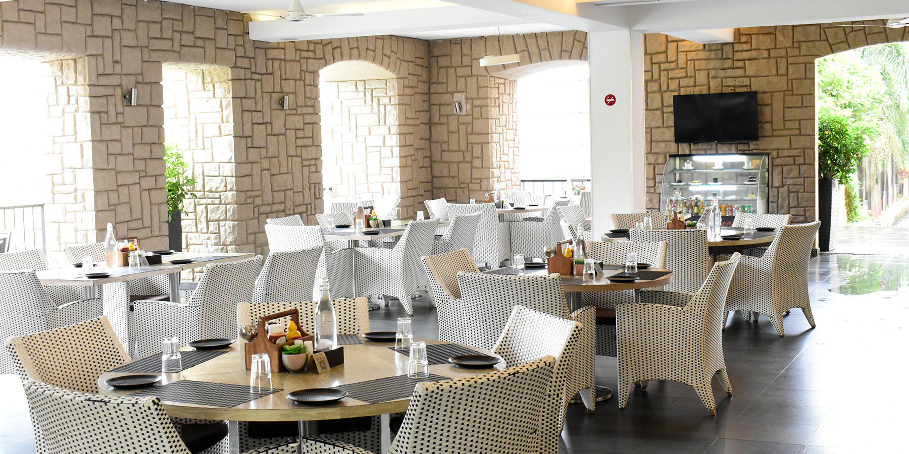 Multi-Cuisine Restaurant near pune